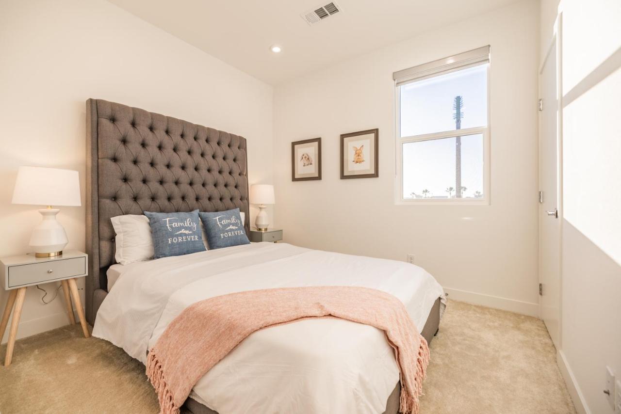 Disney Firework View 3 Bedrooms Townhouse Kitchen Fast Wifi Anaheim Exterior photo